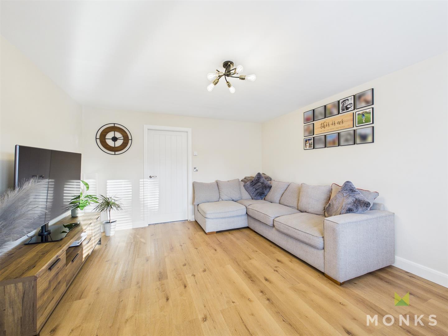 1 Stanwinsford, Oswestry, SY11 4FW For Sale